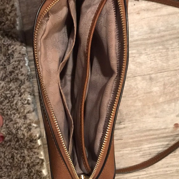 Michael Kors purse - Picture 2 of 2